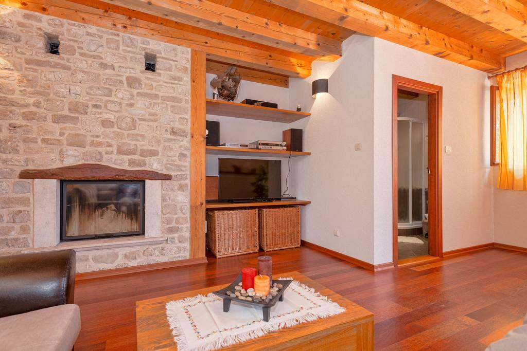 Holiday Home Rudina Stari Grad  Chambre photo